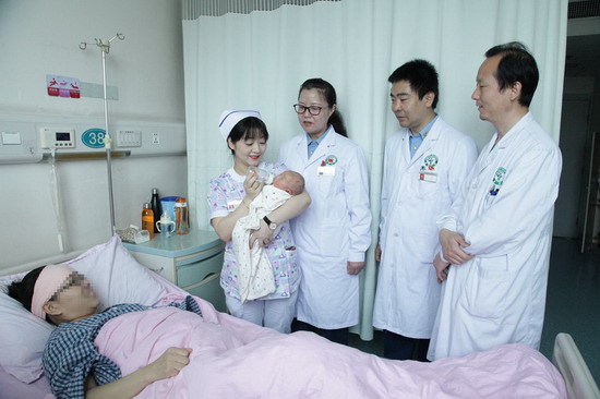 外国人影视剧生孩子